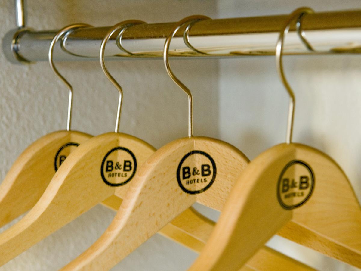 B&B Hotel Agen Luaran gambar